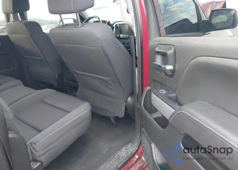 2018 Chevrolet Silverado 1500 2Lt z USA, uszkodzony, nr VIN 3GCUKREC8JG343185